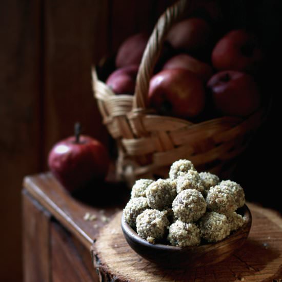 Apple balls