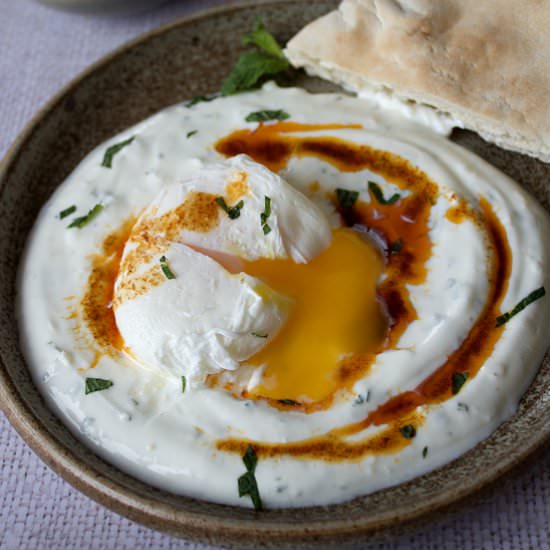 Çilbir Turkish poached eggs