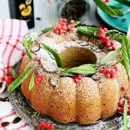Pepita Bundt Cake with Spelt and Bu