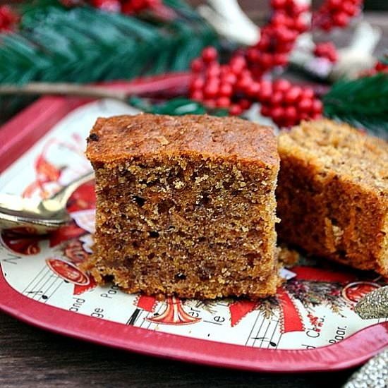 Carrot and apple gingerbread