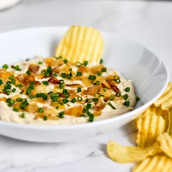Vegan Caramelized Onion Dip