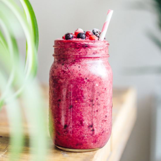 Berry Cabbage Smoothie