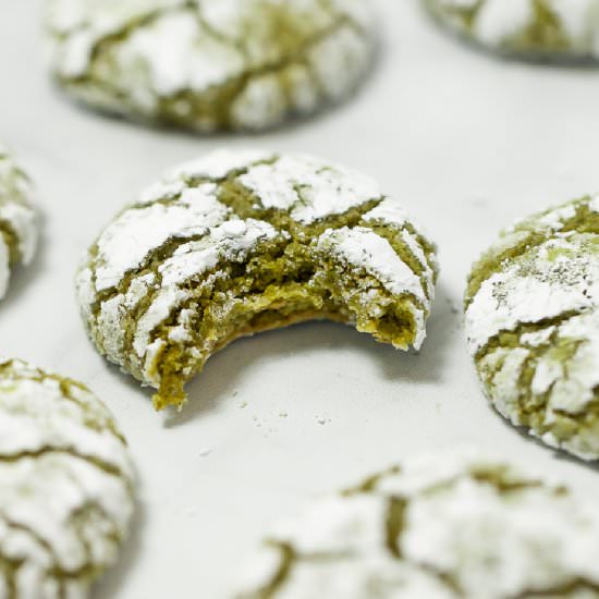 Matcha Crinkle Cookies