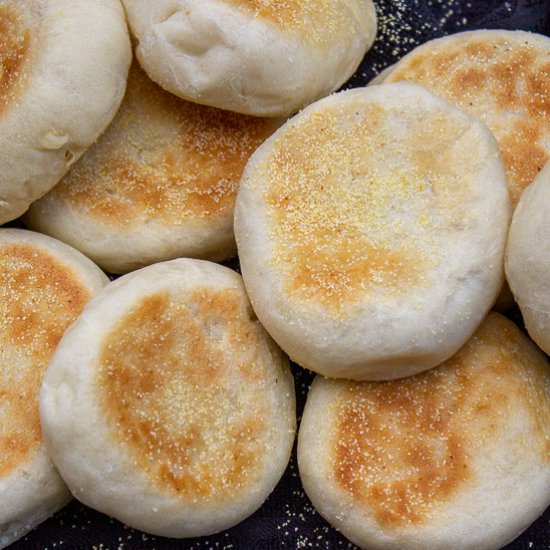 Easy Homemade English Muffins