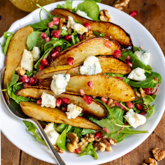 Pear and Gorgonzola Salad
