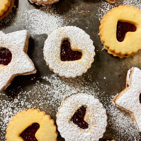 Linzer cookies