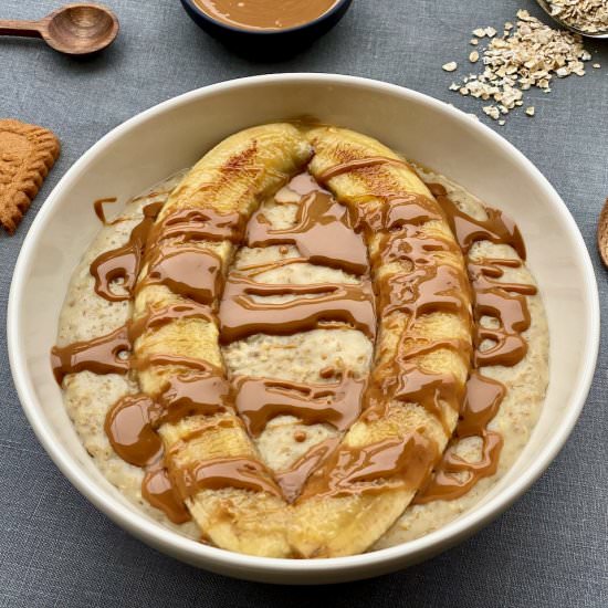 Biscoff Caramelized Banana Porridge