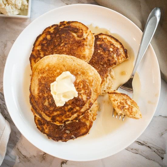 Vanilla Ricotta Oat Flour Pancakes