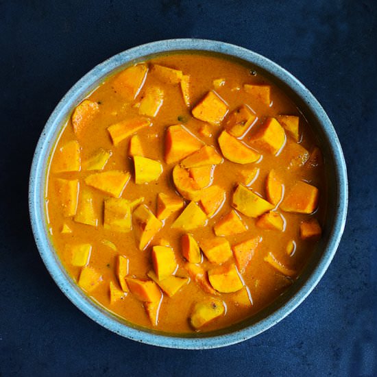 Sweet Potato Curry w. Peanuts