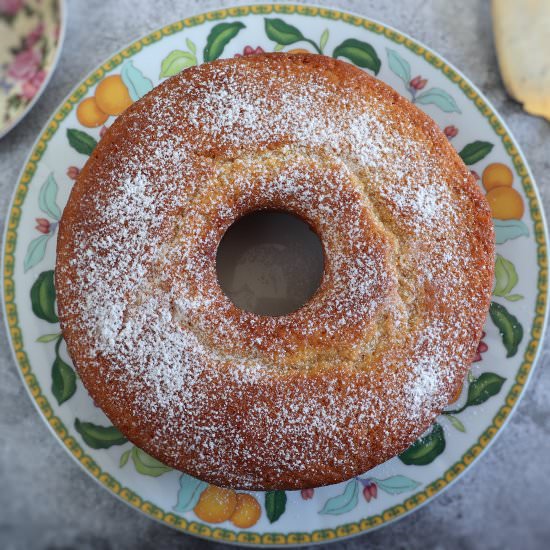 Simple lemon butter cake