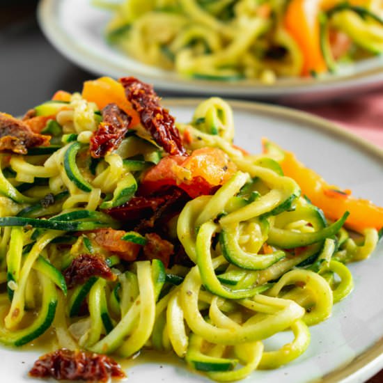 Roasted Red Pepper Hummus Noodles