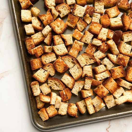 Super Easy Gluten Free Croutons