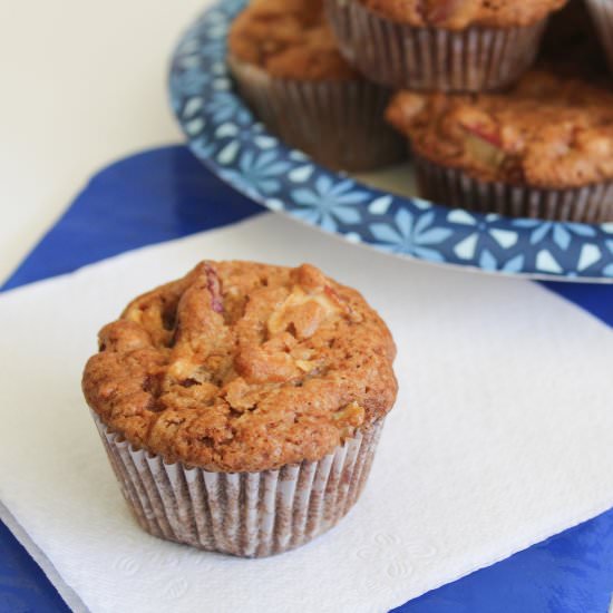 Apple Cake Muffins (No Cinnamon!)