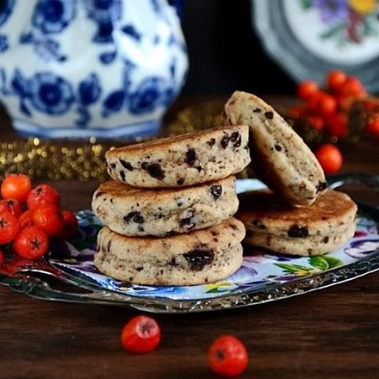 Welsh cookies from the pan