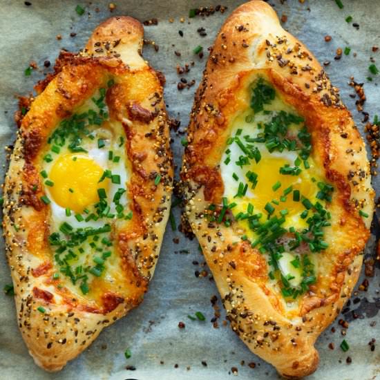 Khachapuri – Georgian Cheese Bread
