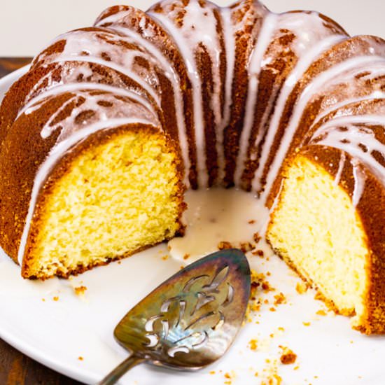 Five Flavor Pound Cake