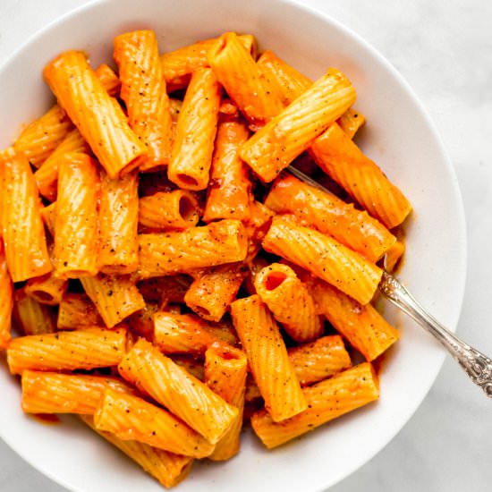Vegan Vodka Sauce With Rigatoni