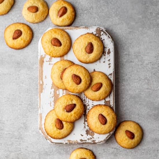 Chinese Almond Cookies