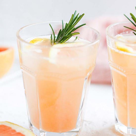 Grapefruit and Rosemary Mocktail