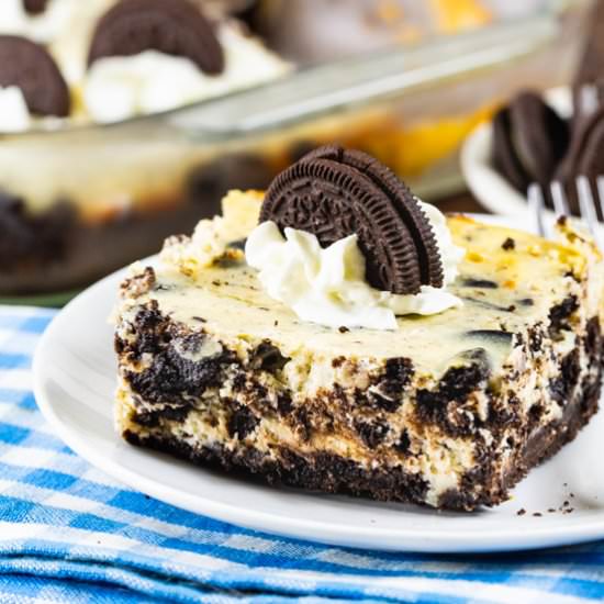 Oreo Cheesecake Bars