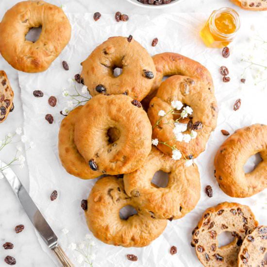 Overnight Cinnamon Raisin Bagels