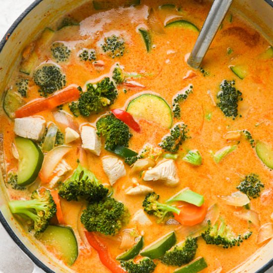 Thai Coconut Curry Chicken Soup