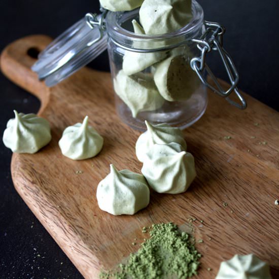 Matcha meringues