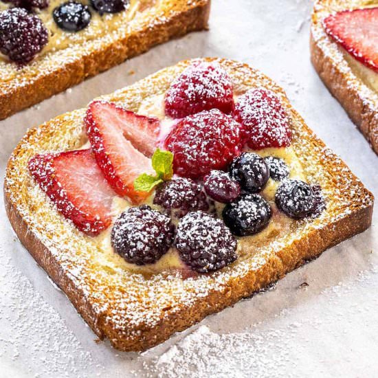 Custard Yogurt Toast