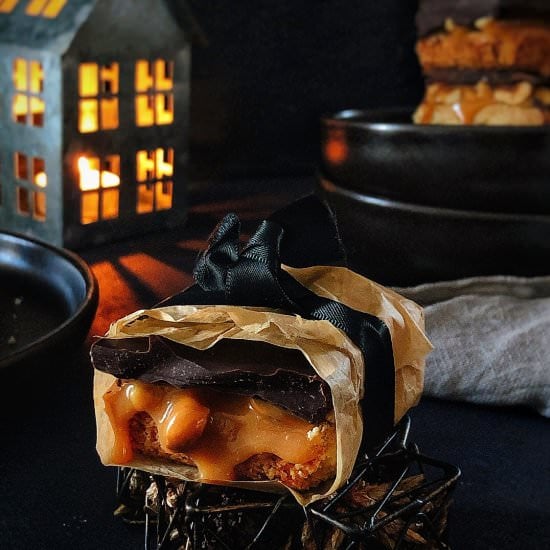 Hazelnut & caramel chocolate square