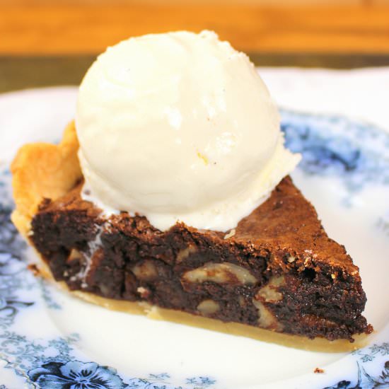 Tar Heel Brownie Pie