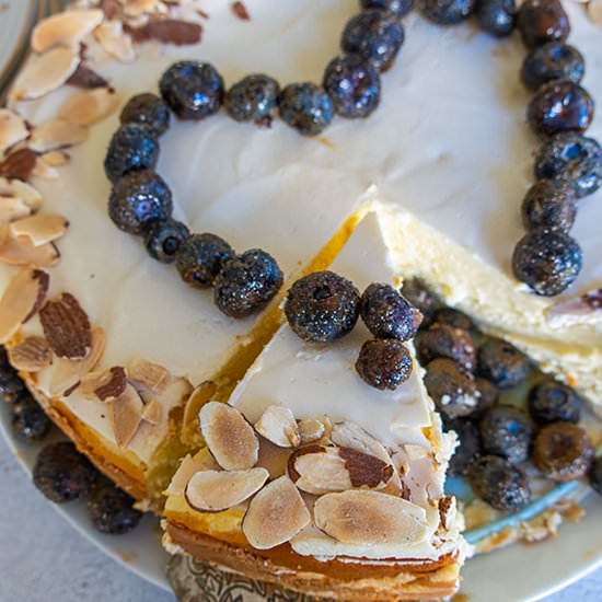 GF Italian Amaretto Cheesecake