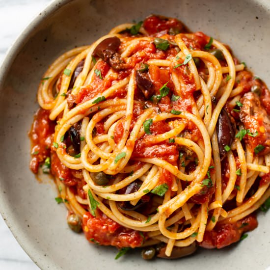 easy pasta puttanesca