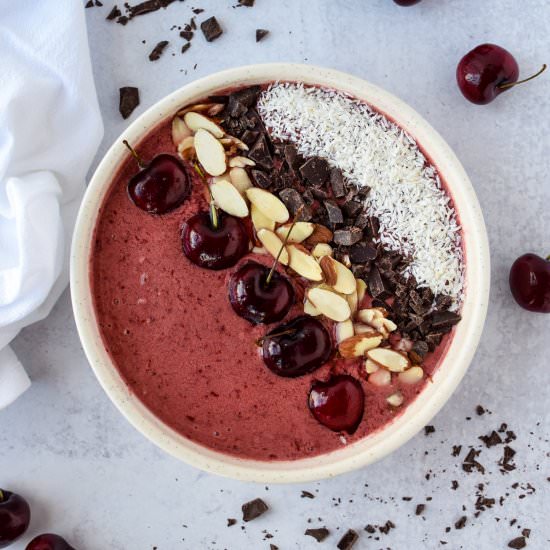Cherry Almond Smoothie Bowl