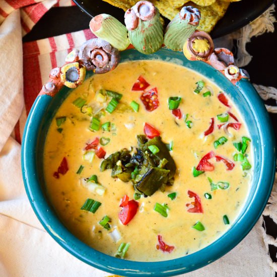 Real Chile Con Queso