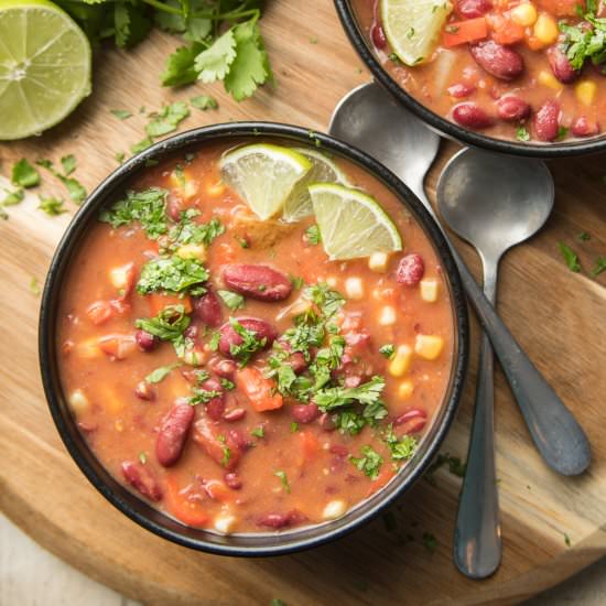 Zesty Kidney Bean Soup