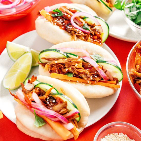 Pulled Mushroom Vegetarian Bao Buns
