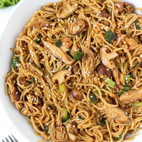 Shiitake Garlic Noodles