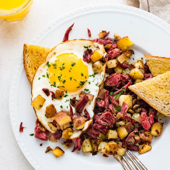 Corned Beef Hash & Eggs