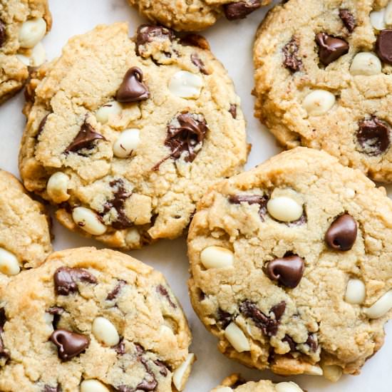 Chunky Peanut Butter Cookies