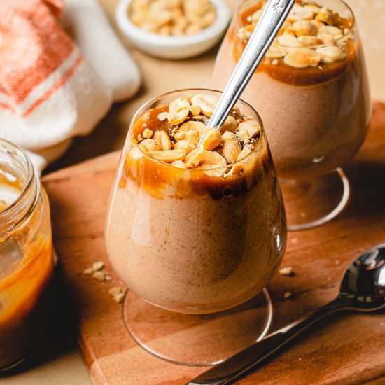 Snickers Chia Pudding