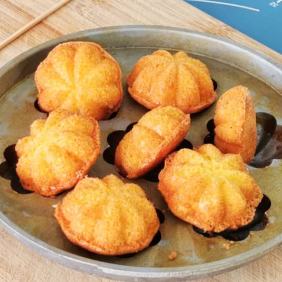 Kuih bahulu