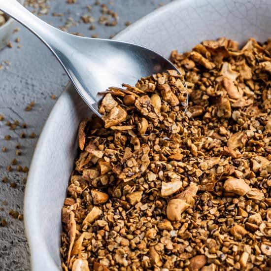 Vanilla Coconut Cashew Granola