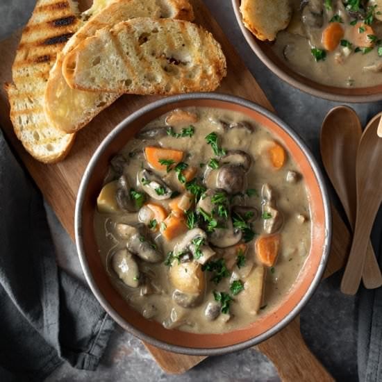Creamy Vegan Mushroom Stew