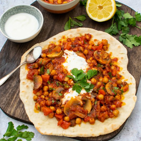 FLATBREADS WITH HARISSA MUSHROOMS