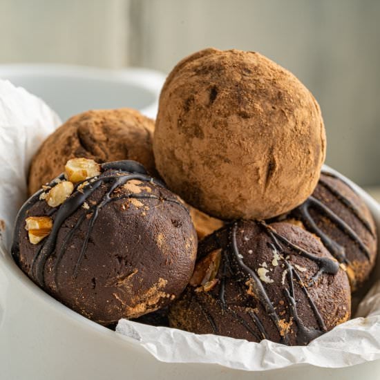 Avocado Chocolate Truffles