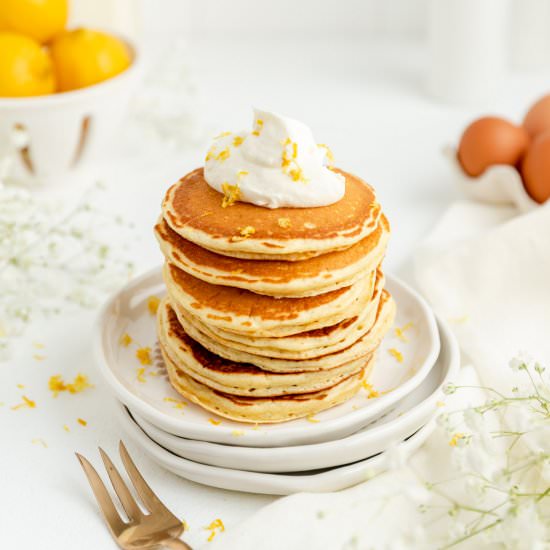 Fluffy Lemon Pancakes