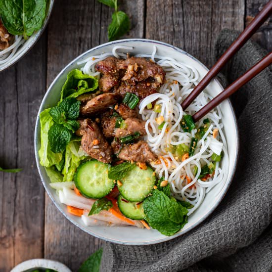 Lemongrass Pork Vermicelli Bowls
