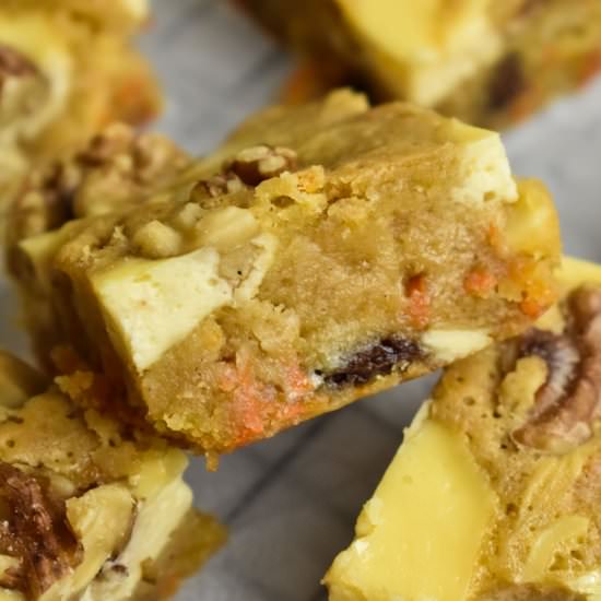 Carrot Cake Blondies