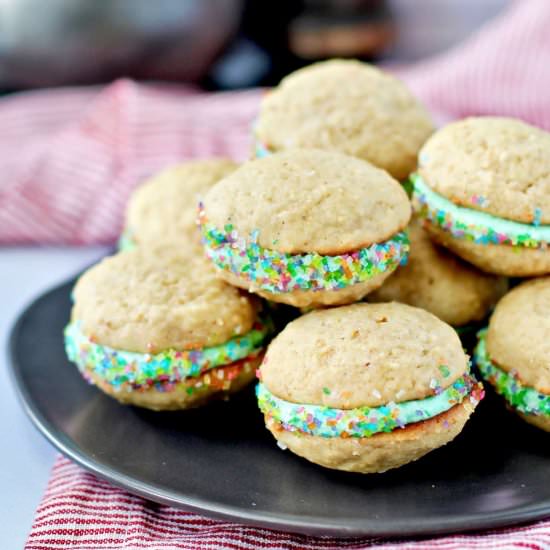 Key Lime Whoopie Pies