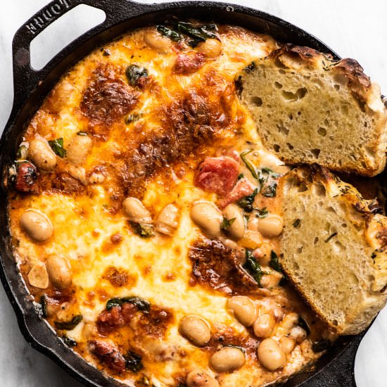 Cheesy White Bean Tomato Bake